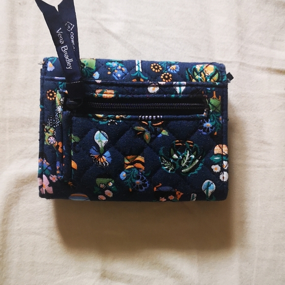 Vera Bradley Women's Cotton Riley Compact Wallet with RFID Protection - Picture 2 of 8